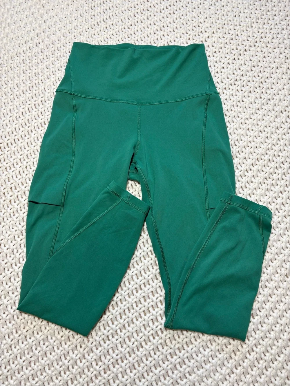 lululemon cascadia green align hr pant 25” pockets size 6